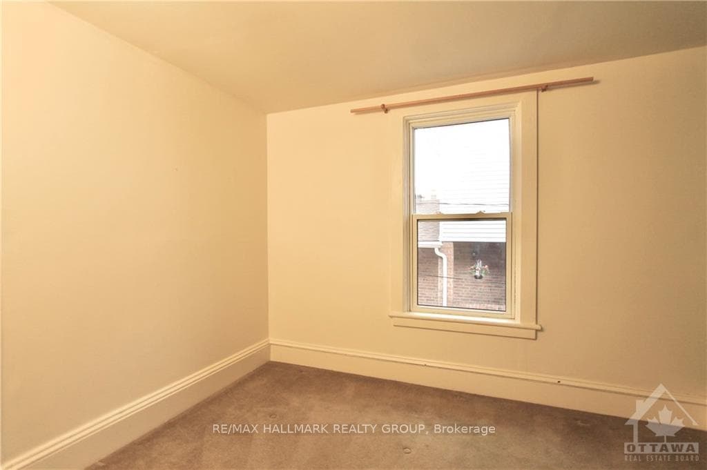 307 DUNCAIRN Avenue photo 15