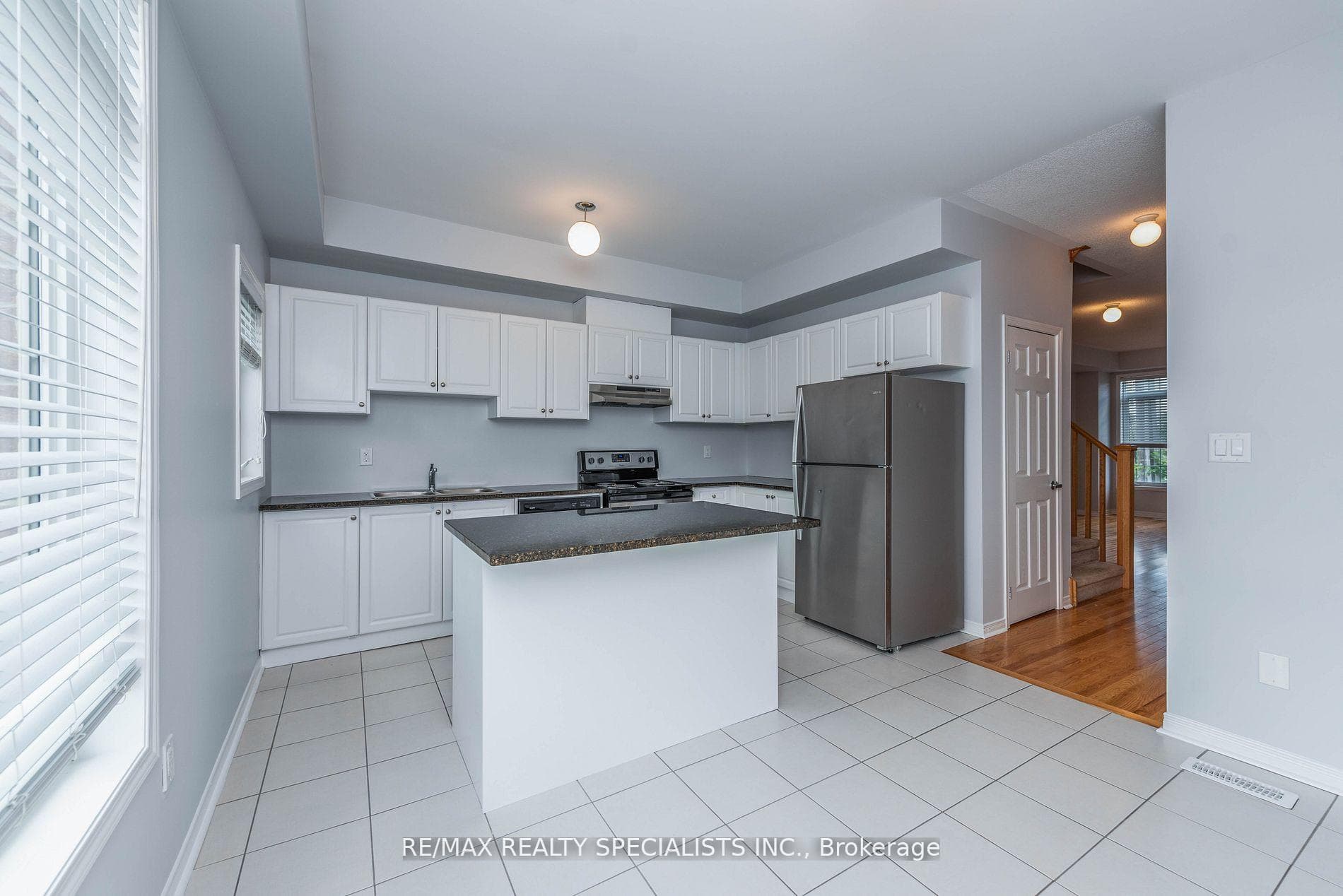 66 Harwood Avenue photo 11