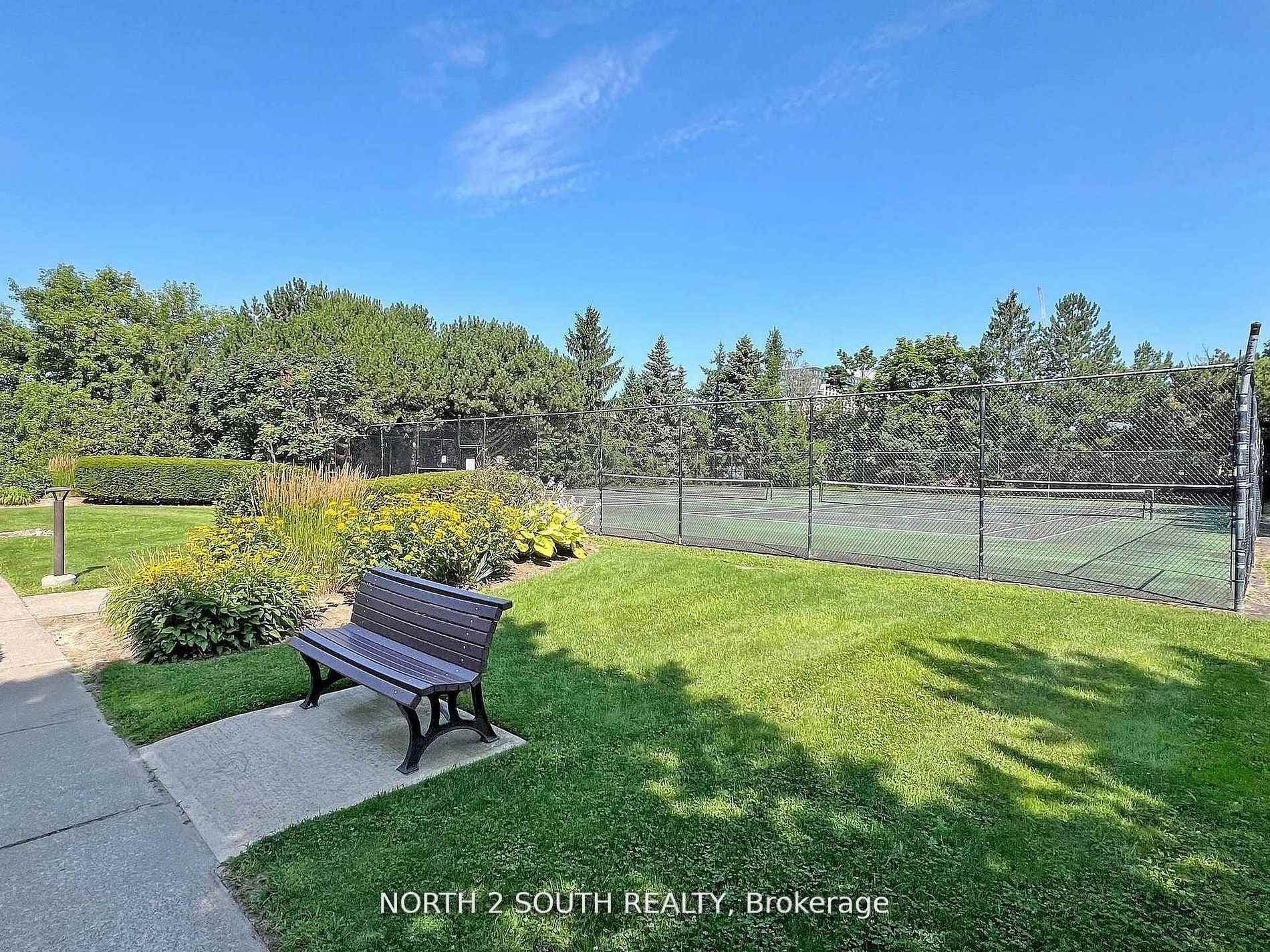32 Clarissa Drive Unit PH27 photo 39