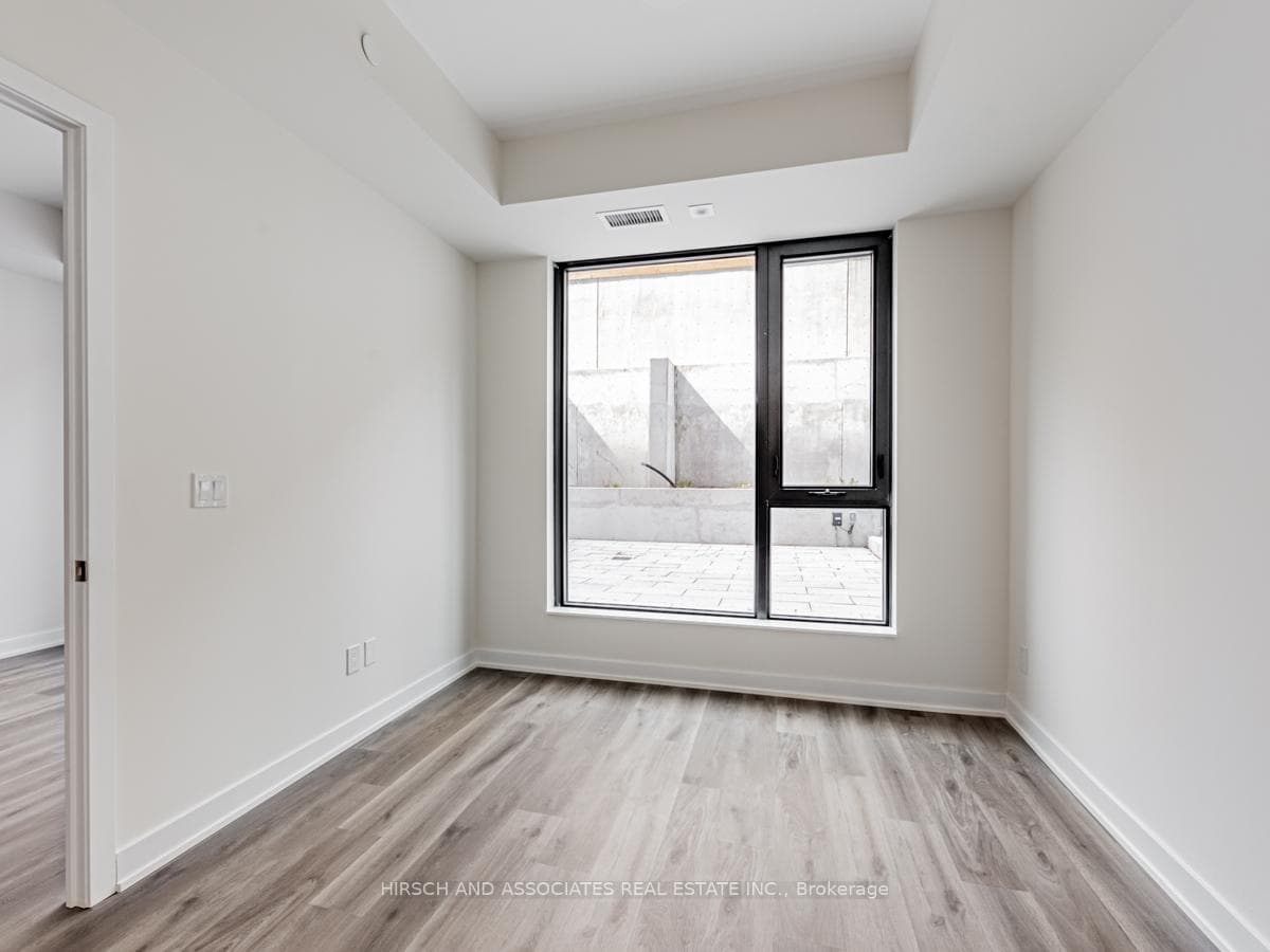840 St. Clair Avenue Unit 102 photo 17
