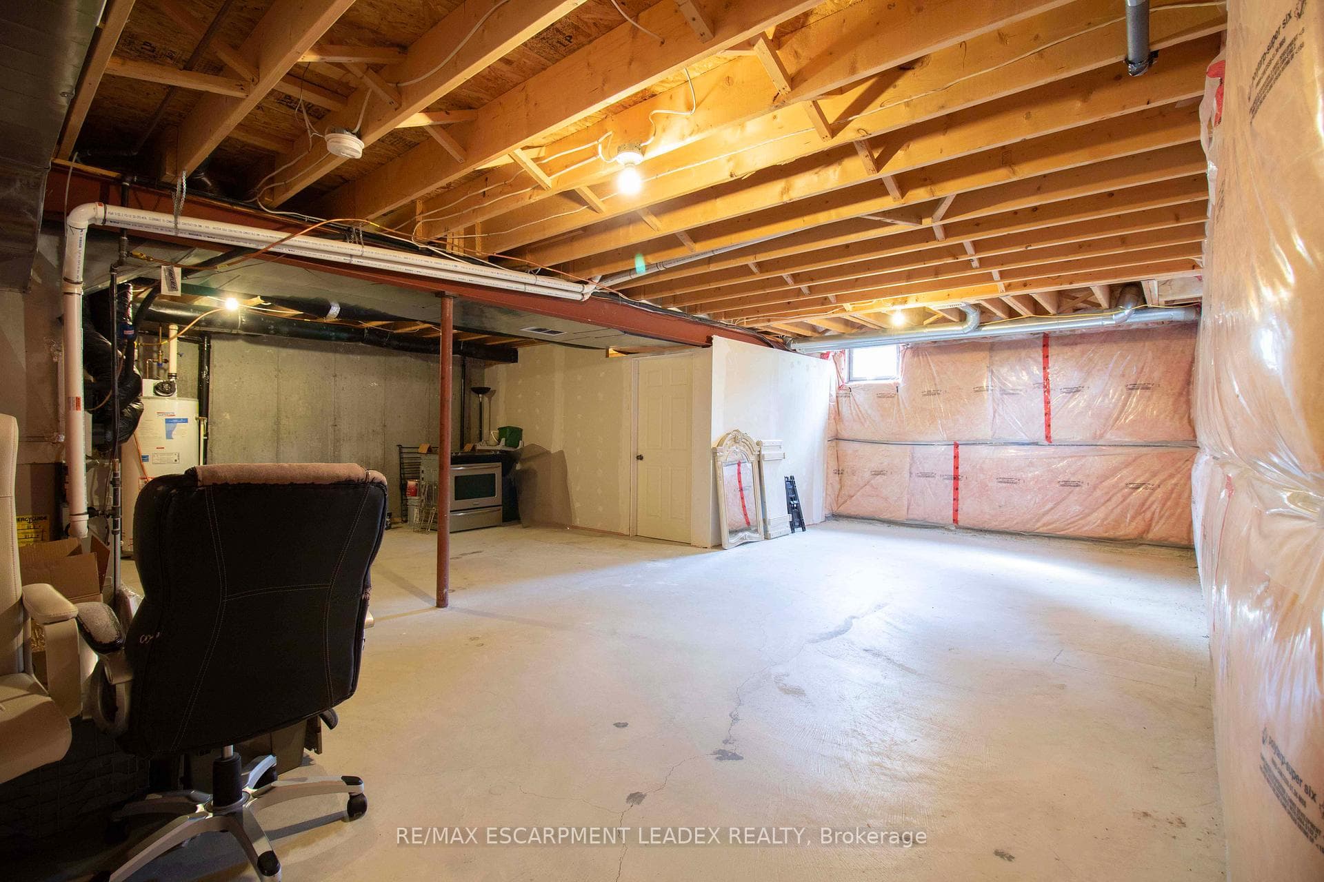 441 STONEHENGE Drive Unit 30 photo 46