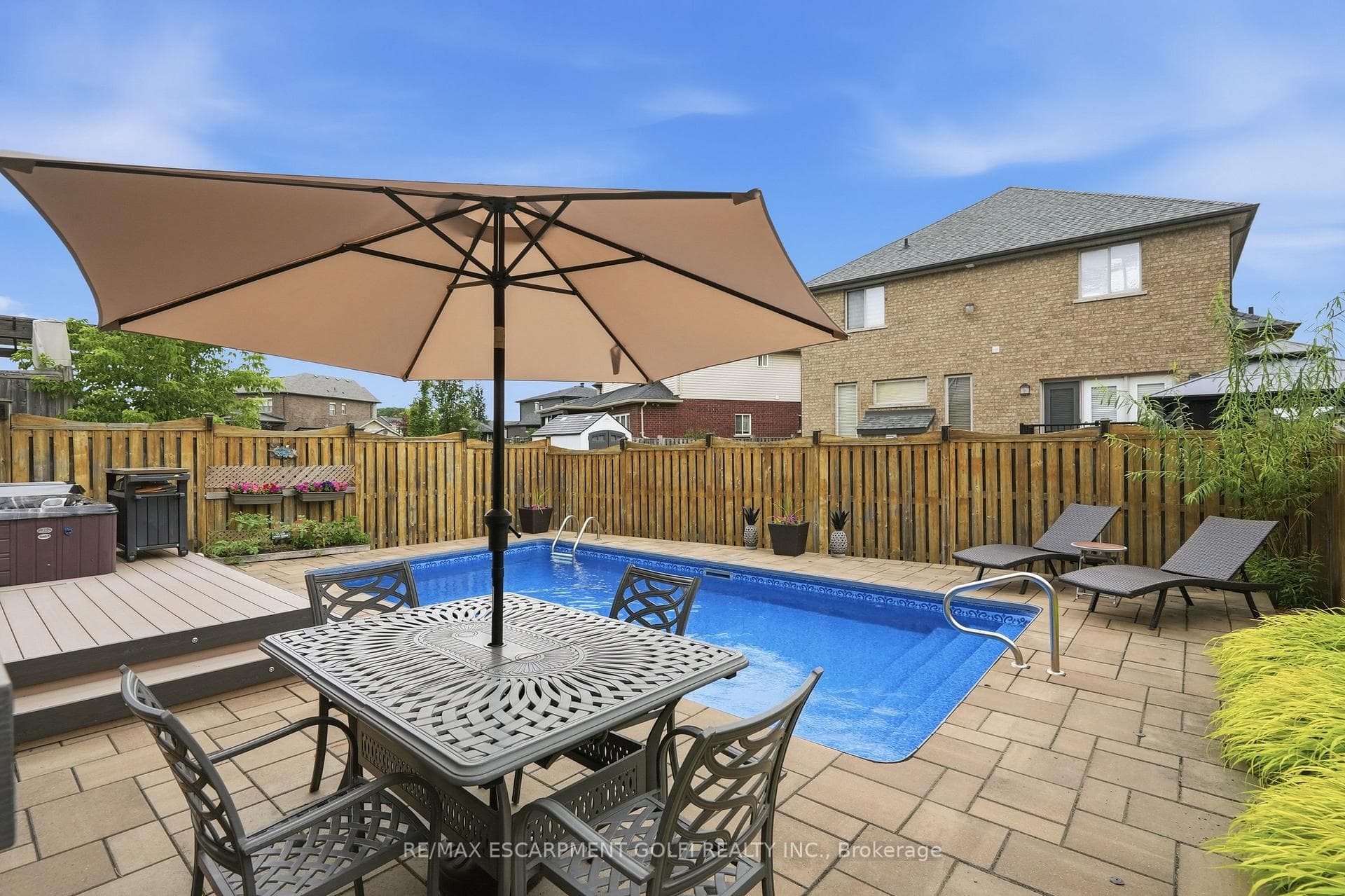 78 Waterberry Trail photo 32