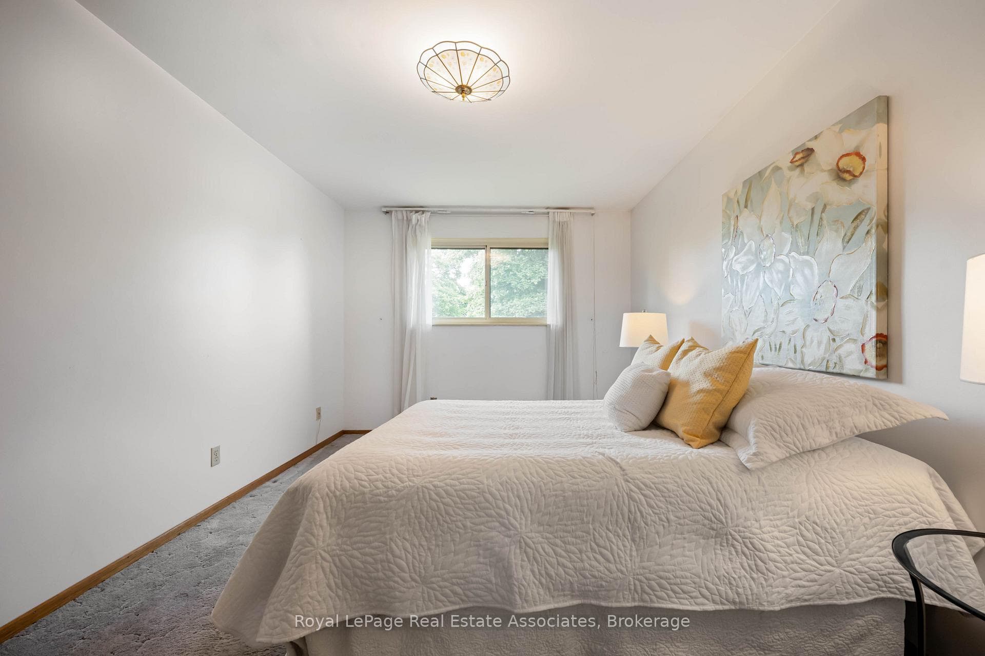 256 Archdekin Drive photo 21