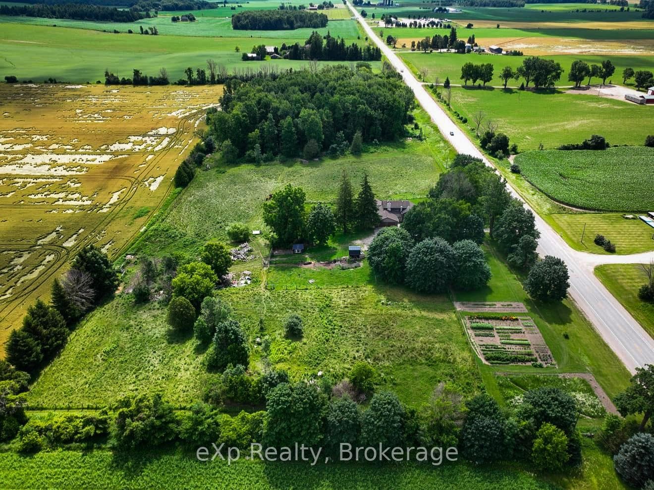 44032 Amberley Road photo 49