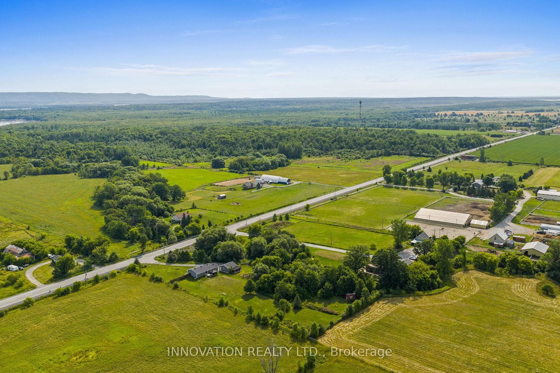 4001 Dunrobin Road photo 47