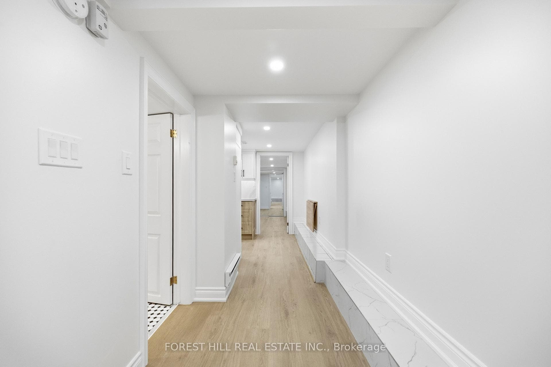 54 Gwynne Avenue Unit Basement photo 6