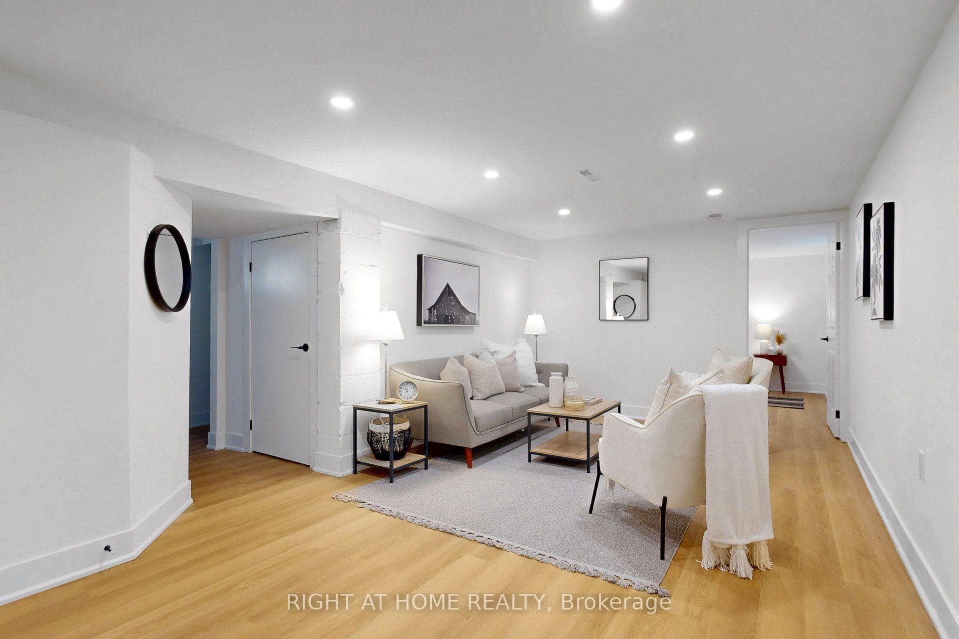 36 Huntsmoor Road photo 19