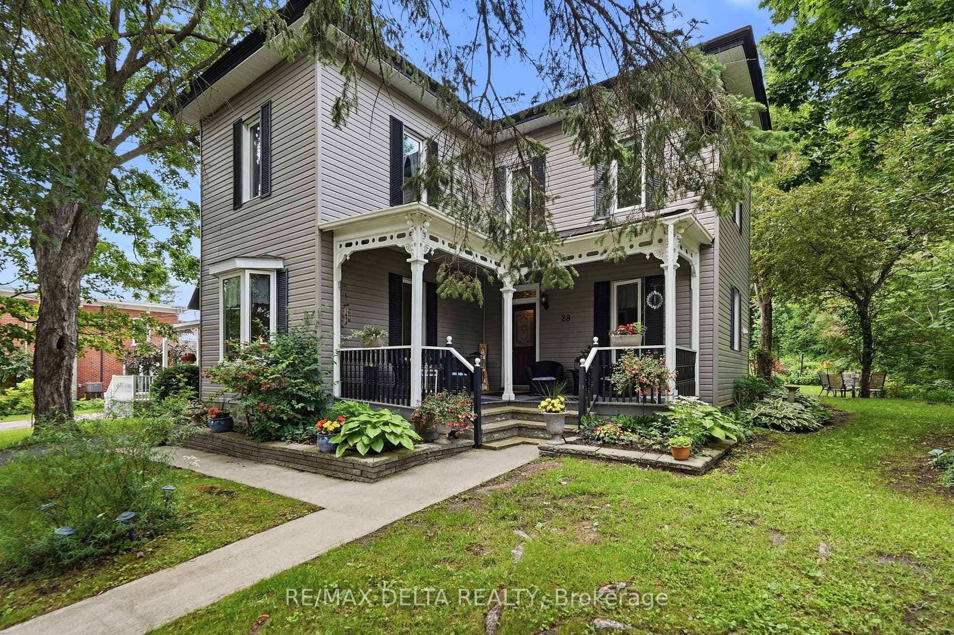 Welcome to 28 Jay Street!