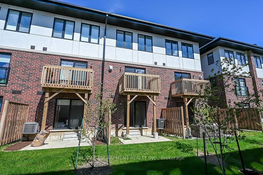17 Markle Crescent photo 34