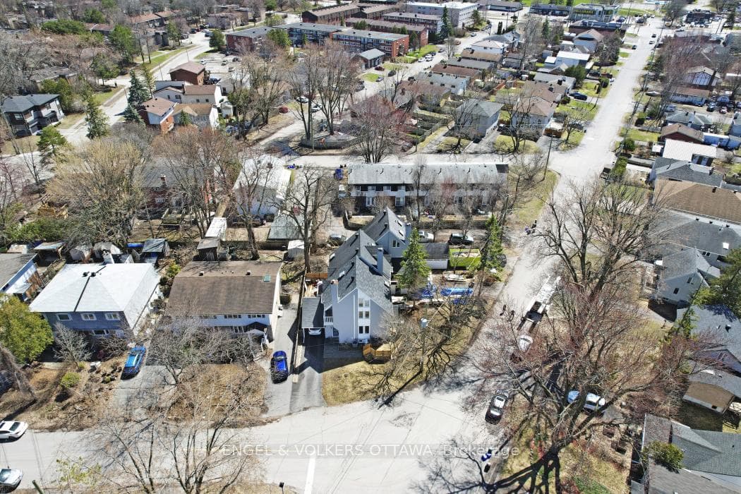 72 Scrivens Street photo 4