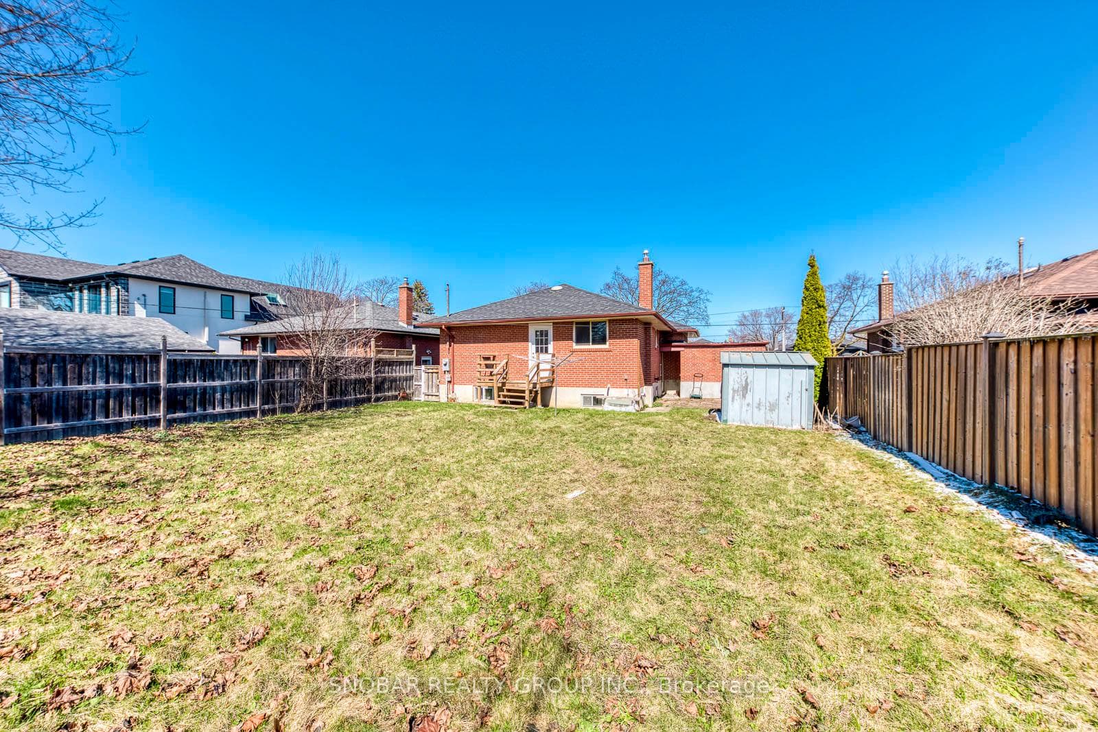 82 Celestine Drive photo 29
