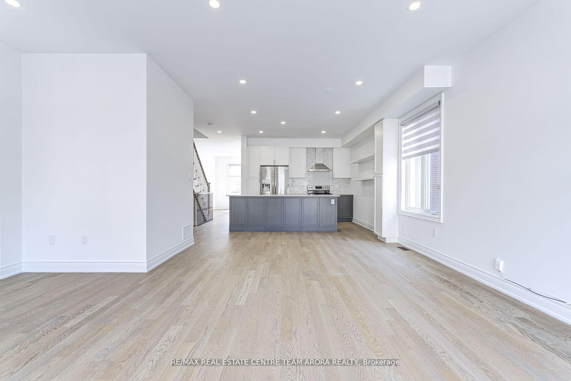 8585 Financial Drive photo 16