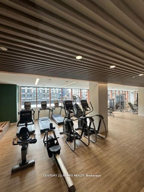 7950 Bathurst Street Unit 420 photo 20