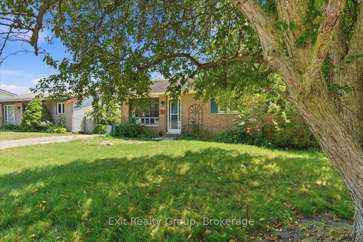 23 Van Alstine Drive photo 6