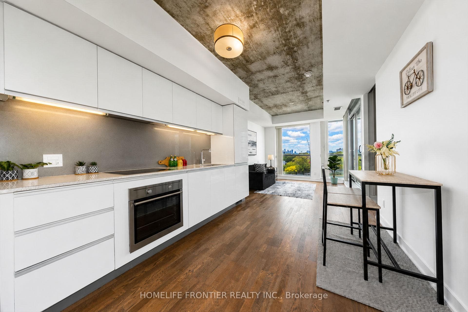 20 Minowan Miikan Lane Unit 717 photo 4