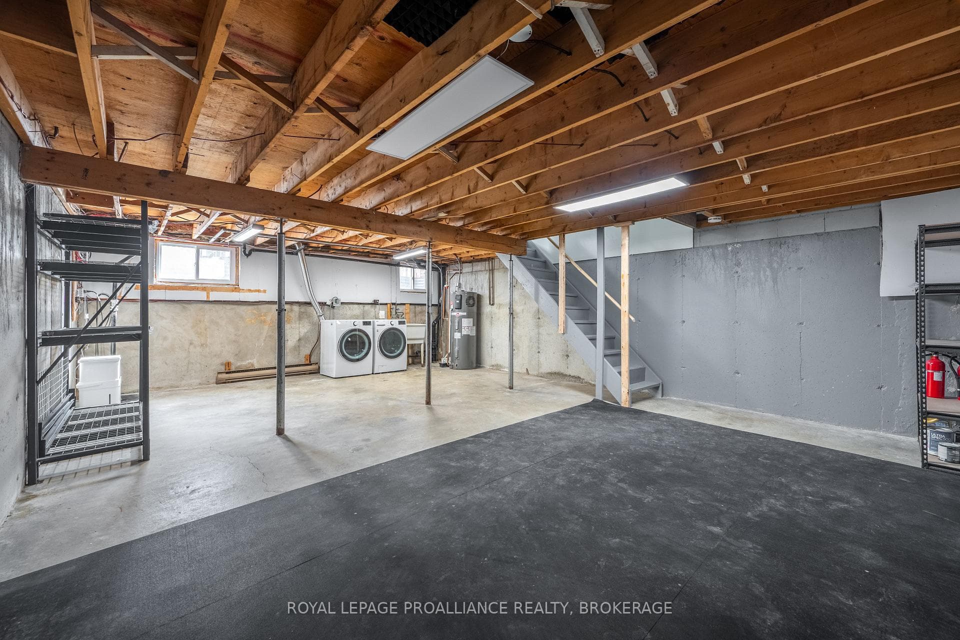 28 Rosemund Crescent photo 32