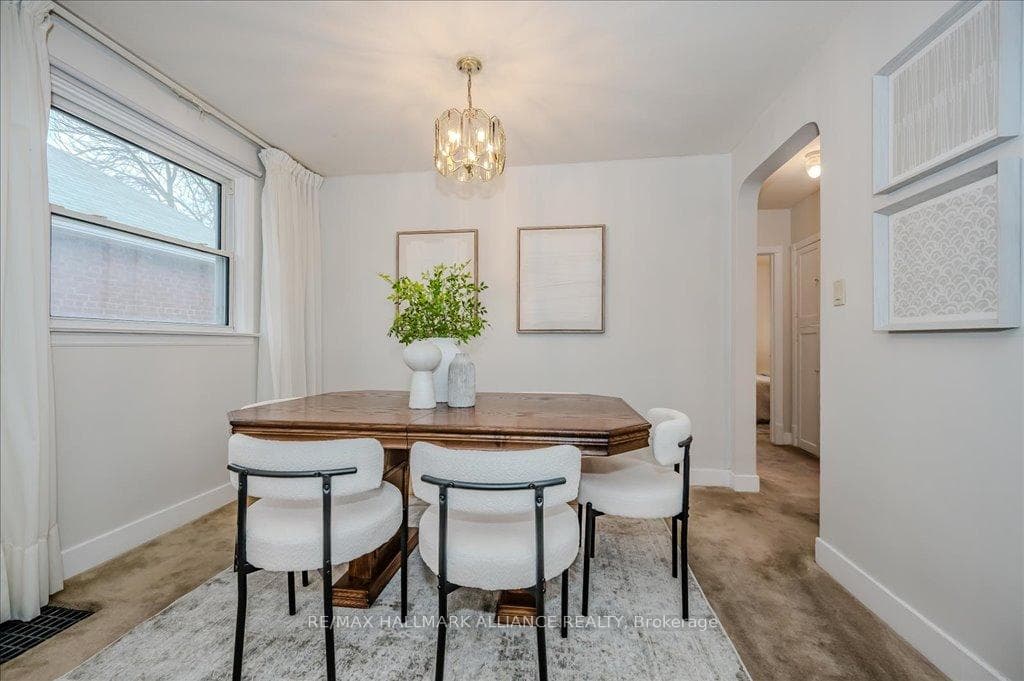 49 Parker Avenue photo 9