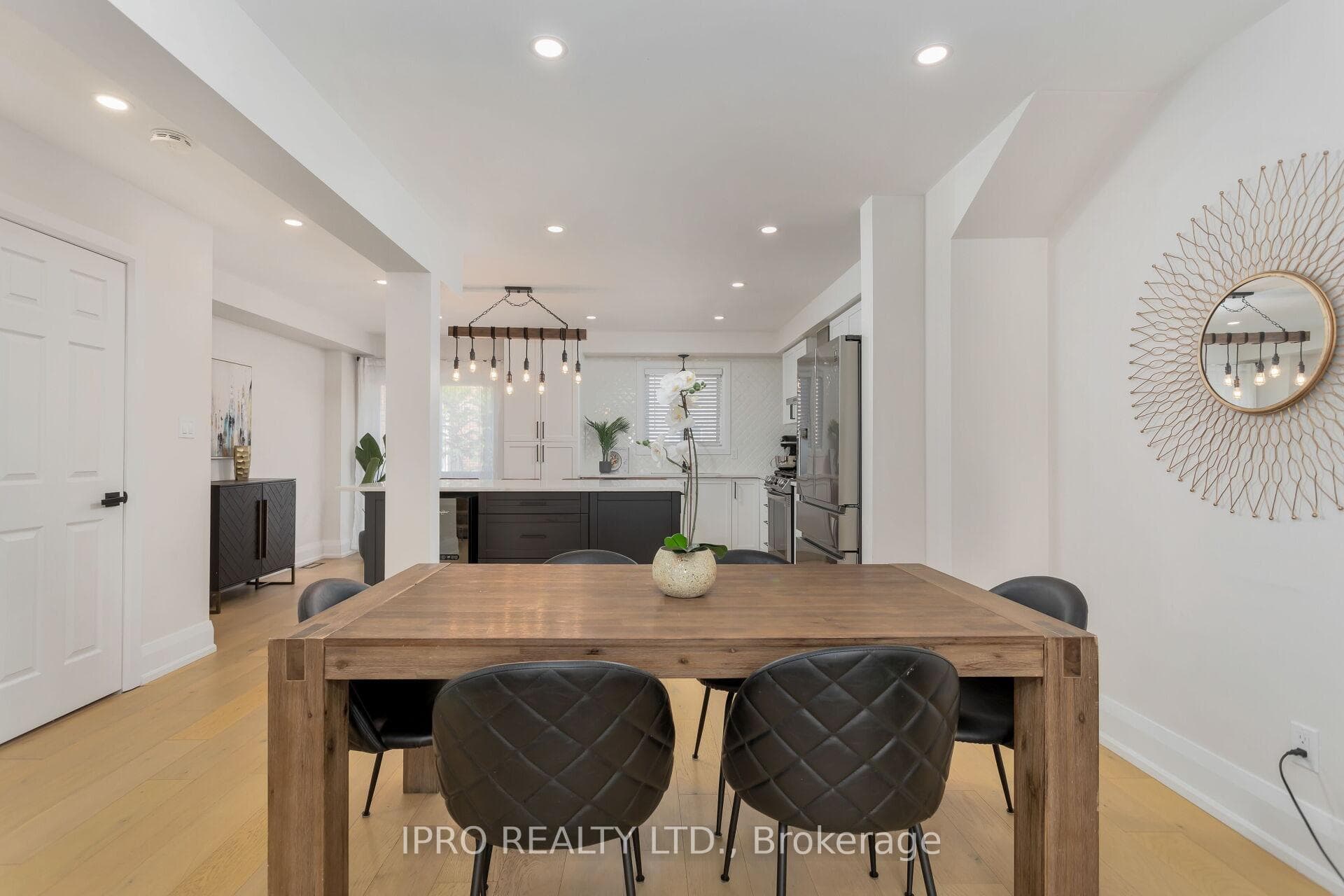 2280 Baronwood Drive Unit 58 photo 12