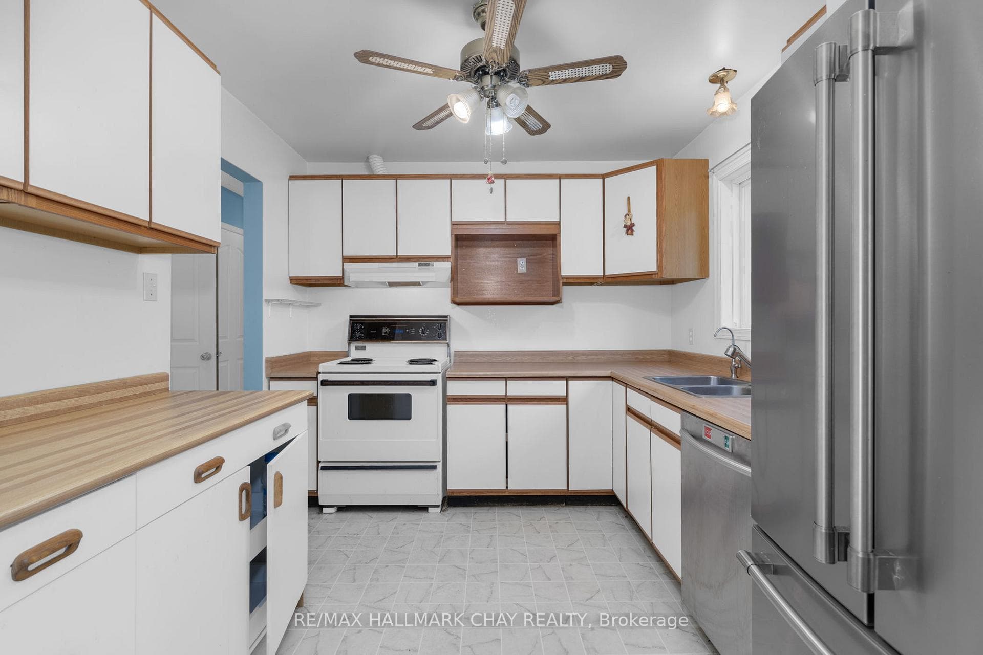 107 Henry Street photo 8