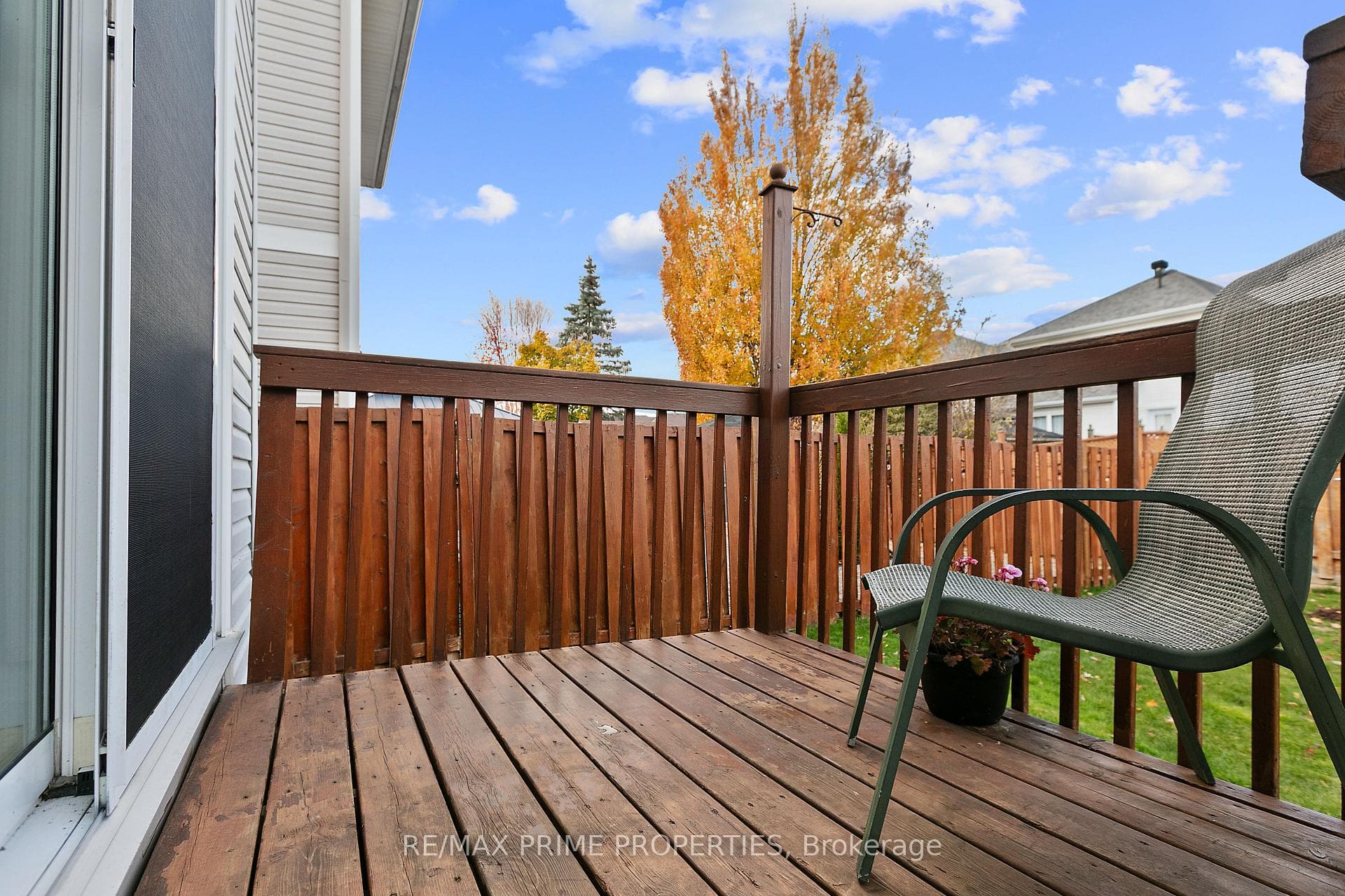 1545 Senateurs Way photo 43