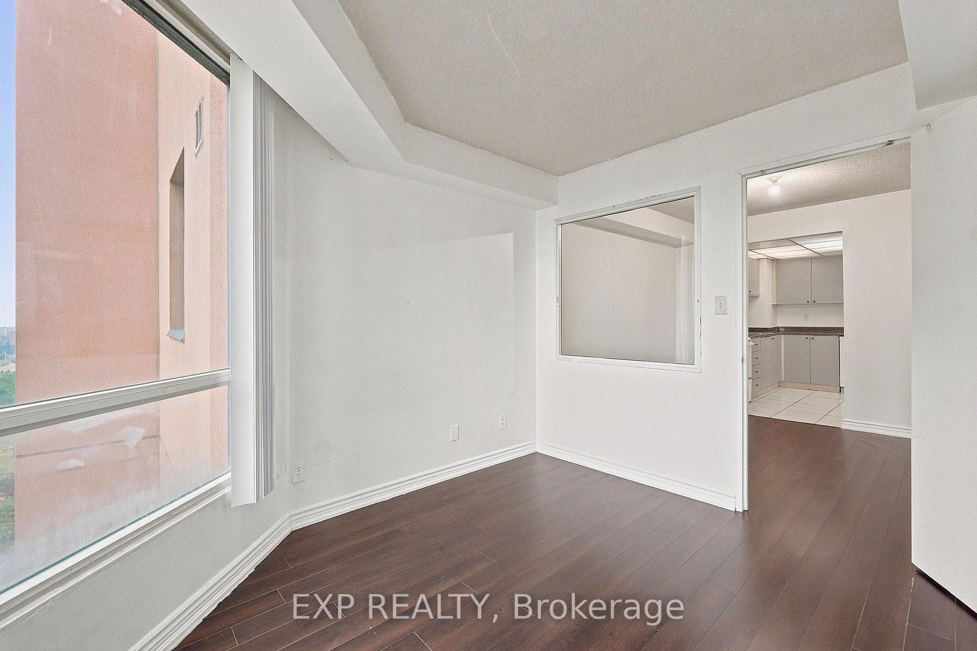 155 Hillcrest Avenue Unit 1114 photo 22