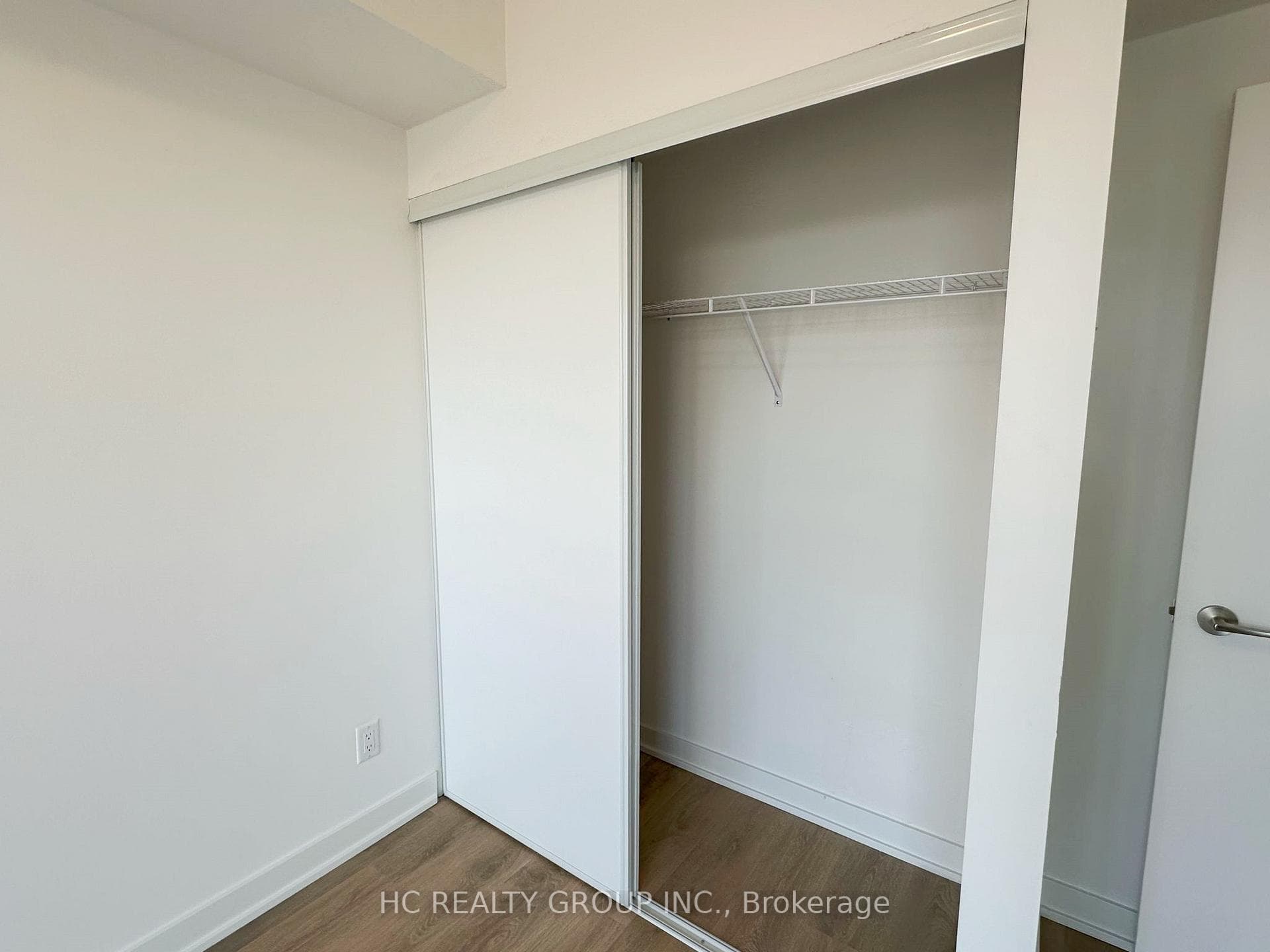 2031 Kennedy Road Unit 920 photo 20