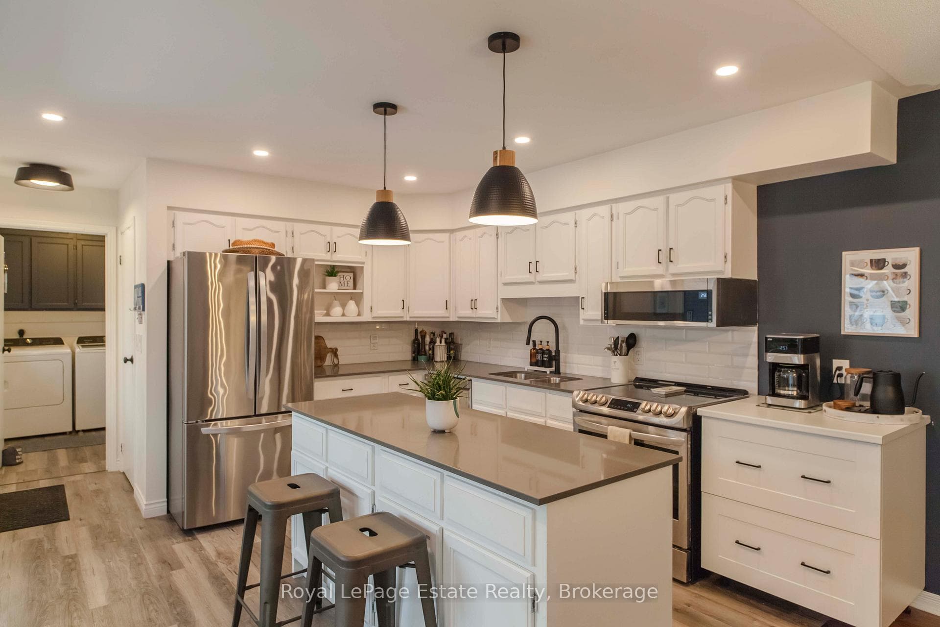 34 SAUBLE WOODS Crescent photo 7
