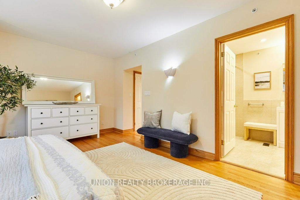 59 Hammersmith Avenue photo 15