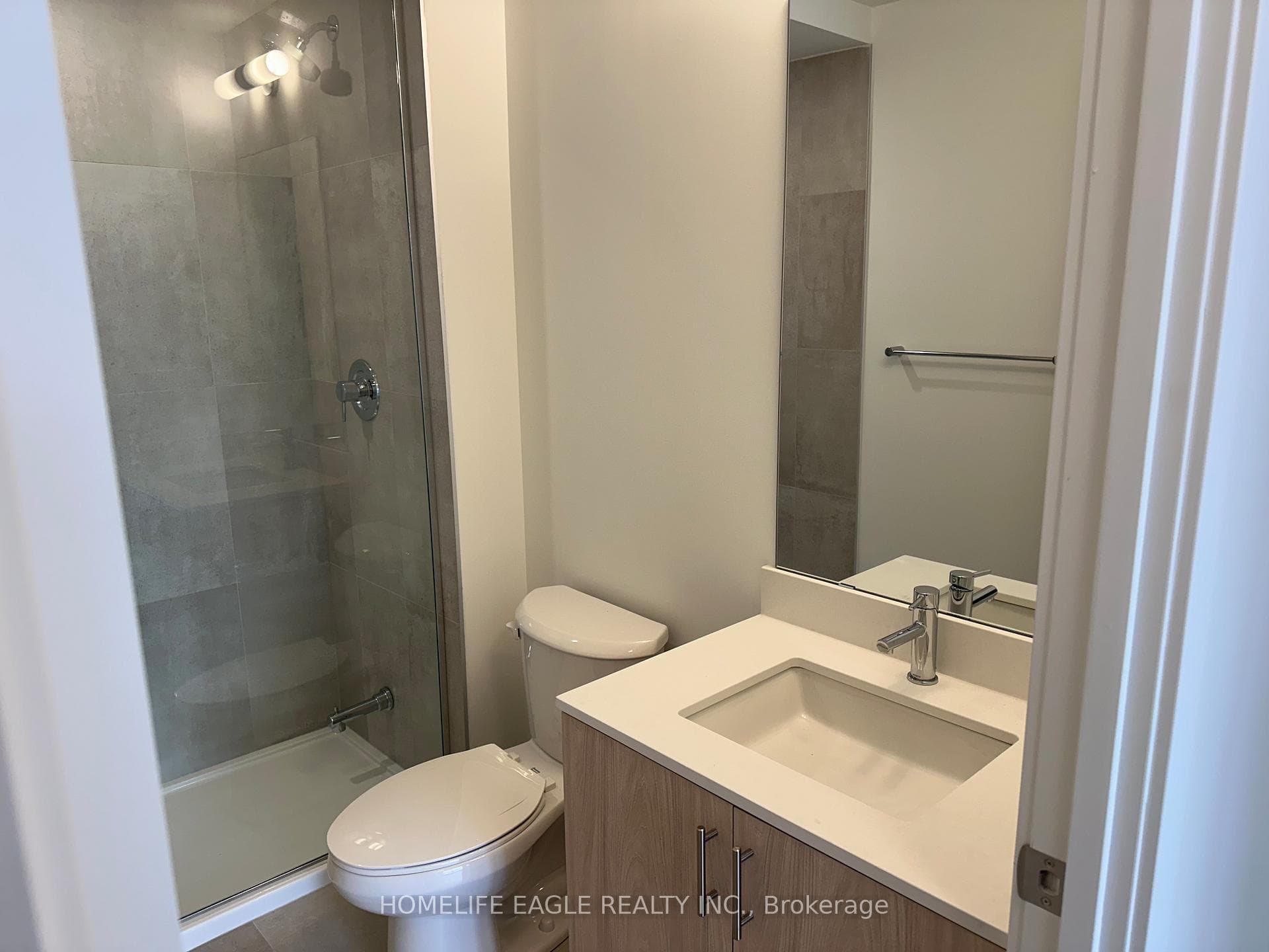 8 Walder Lane Unit 106 photo 9