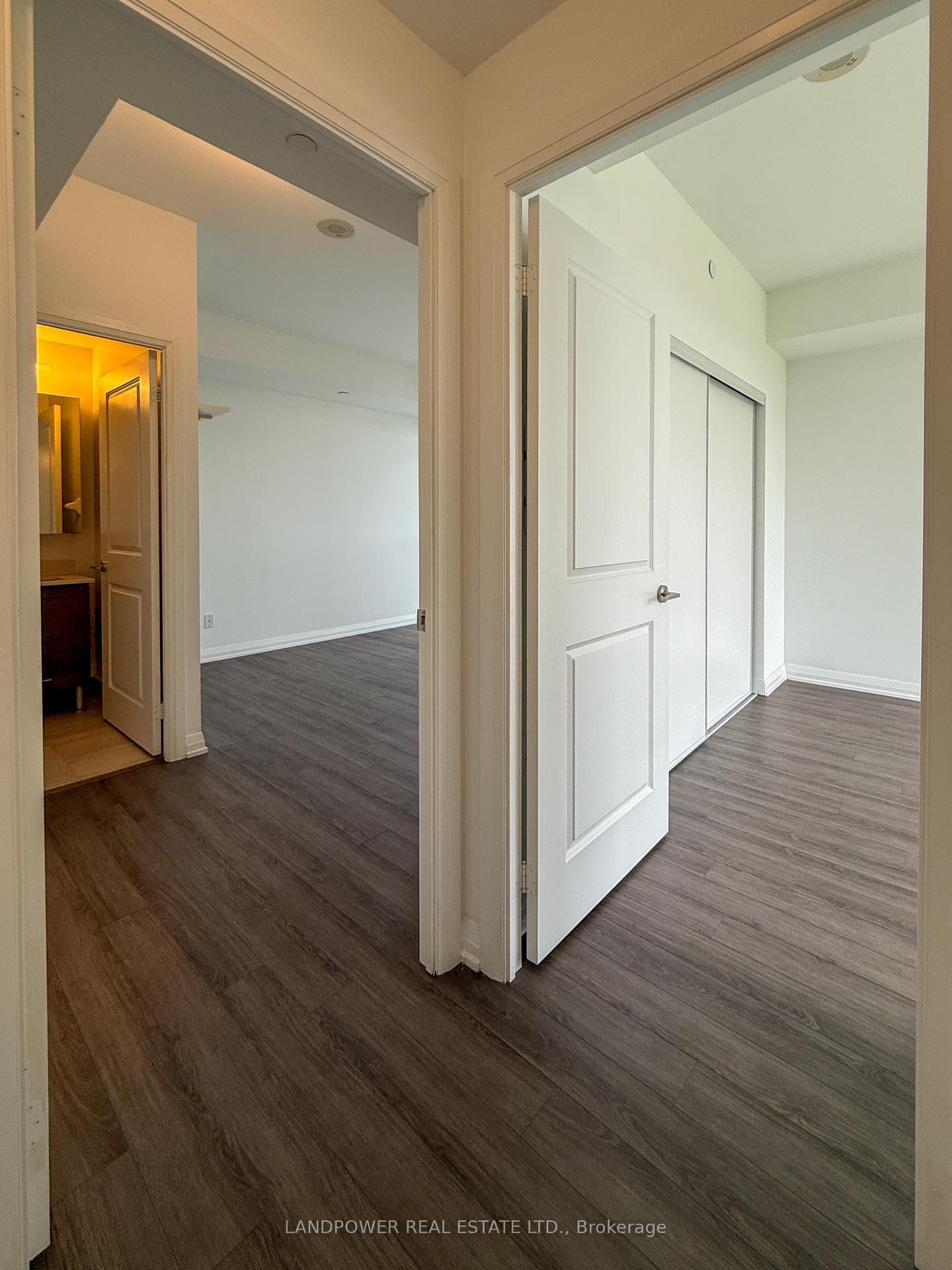 65 Oneida Crescent Unit 1510 photo 13