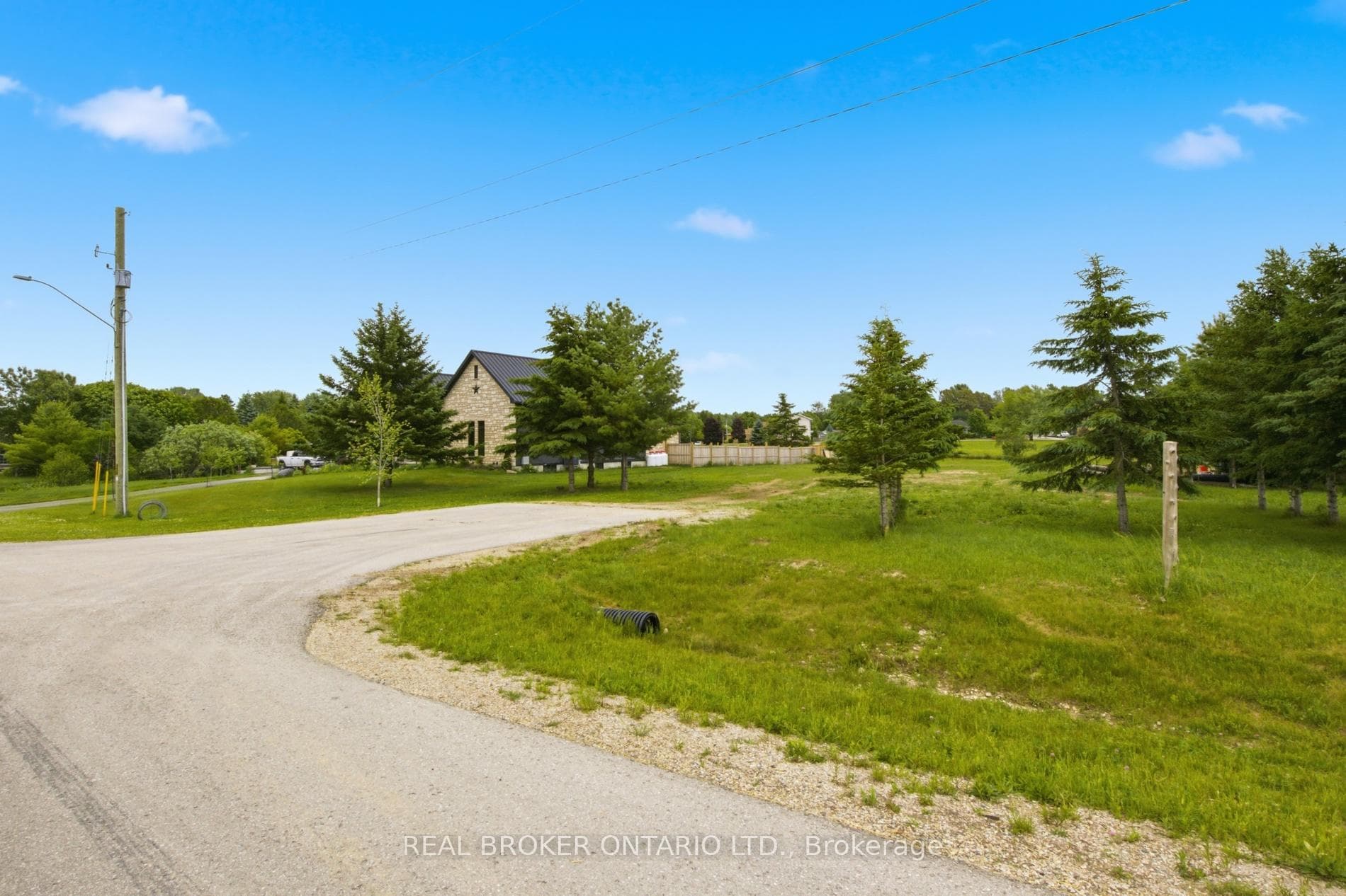 1022 Currie Street photo 1