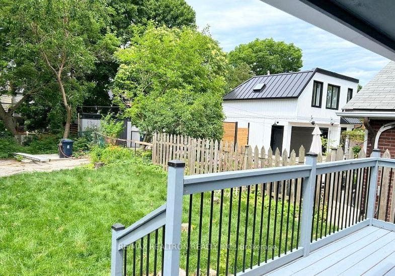 142 Eastwood Road photo 29