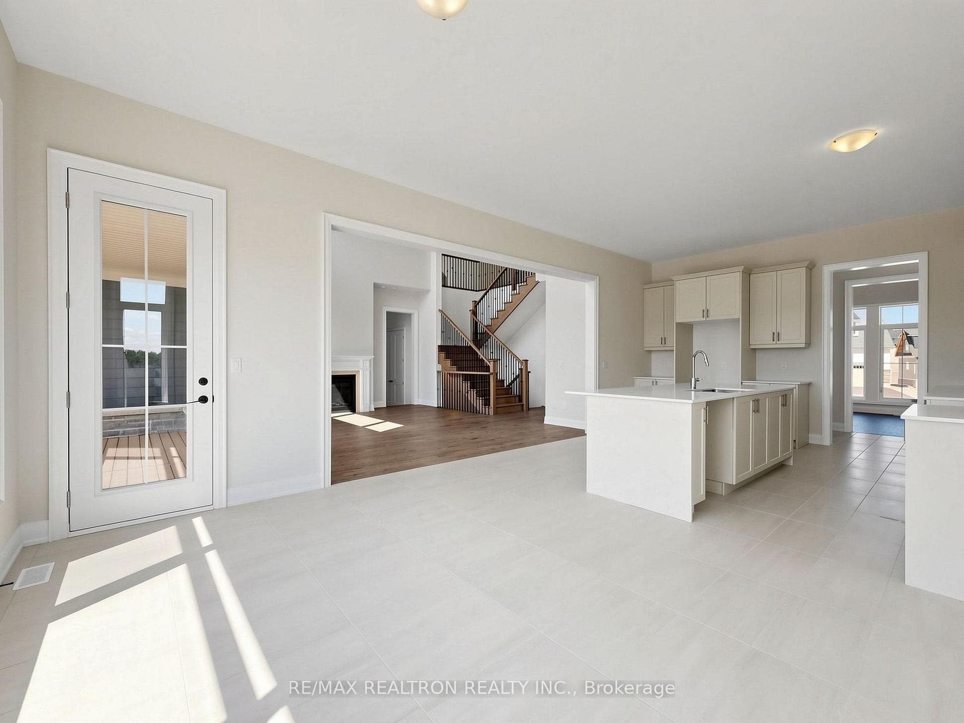 8 Radome Drive photo 20