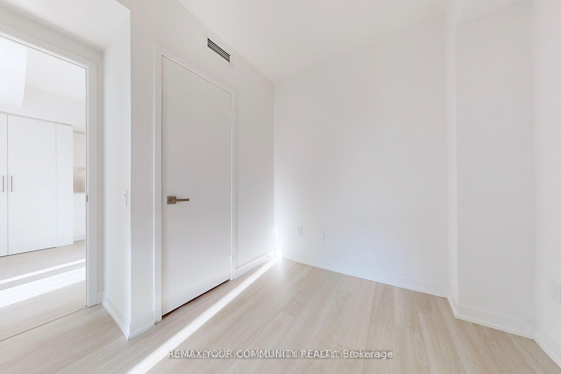 500 Wilson Avenue Unit 437 photo 15