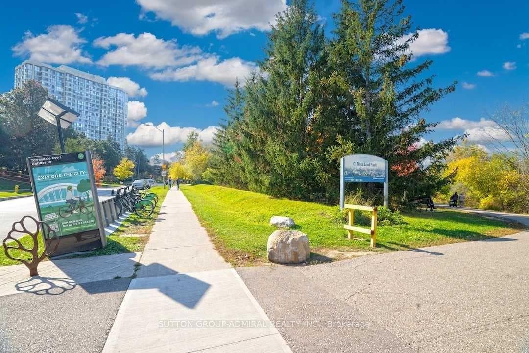 131 Torresdale Avenue Unit 1501 photo 46