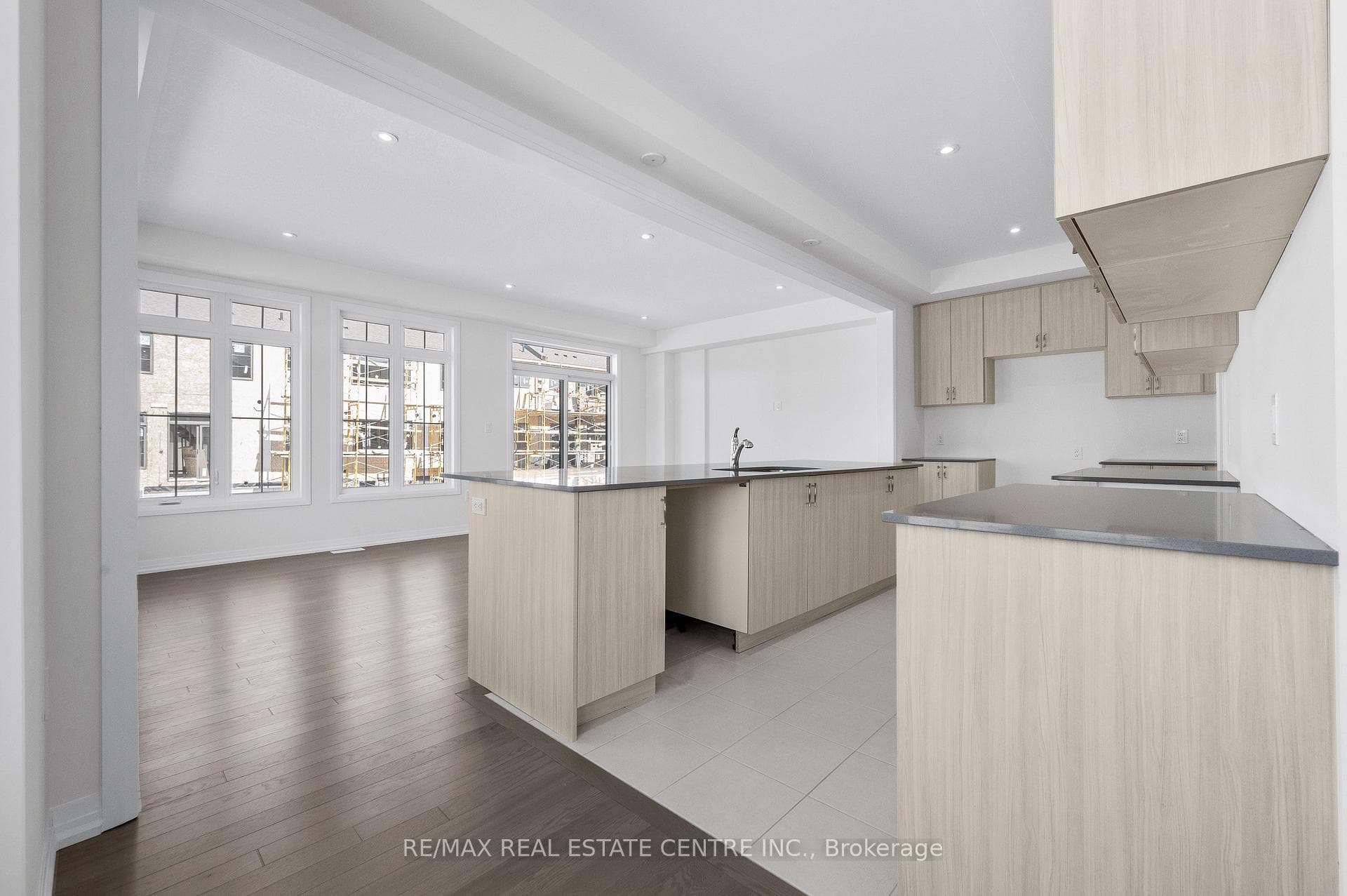 216 Newman Drive photo 10