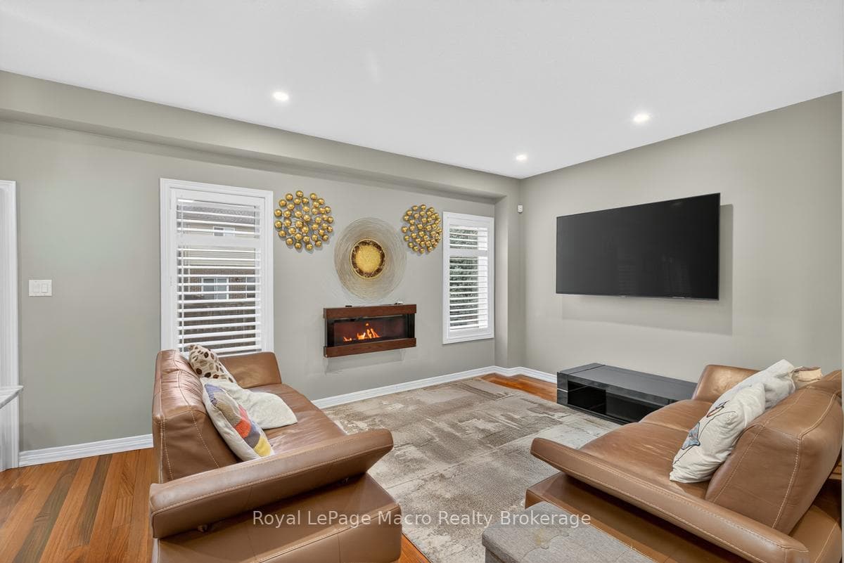 6 Atessa Drive Unit 6 photo 8