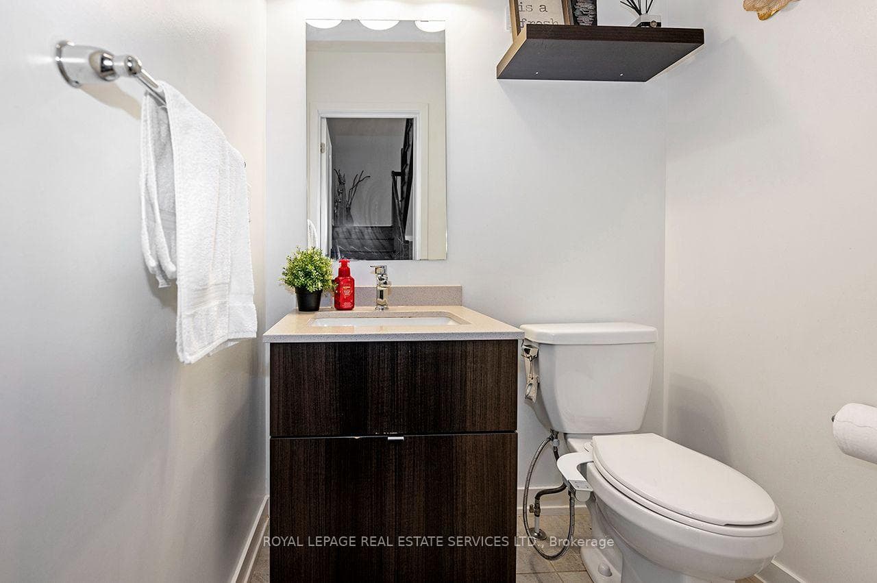 3041 Ernest Appelbe Boulevard photo 29