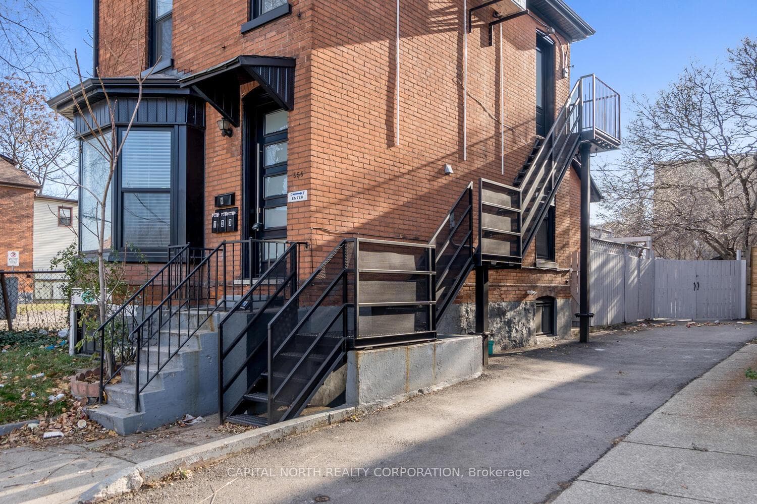 556 King Street Unit 3 photo 5