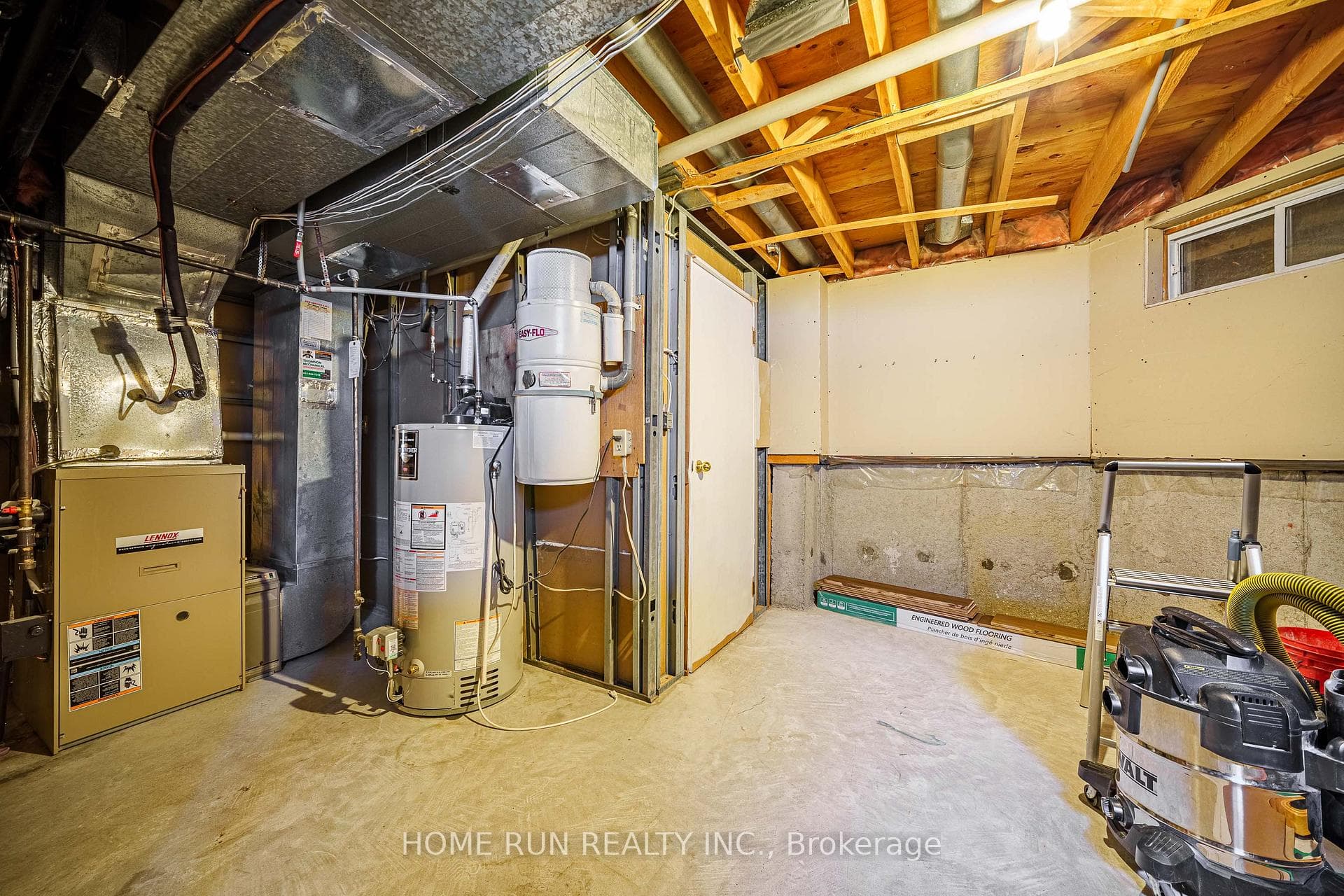 224 WALDEN Drive photo 38