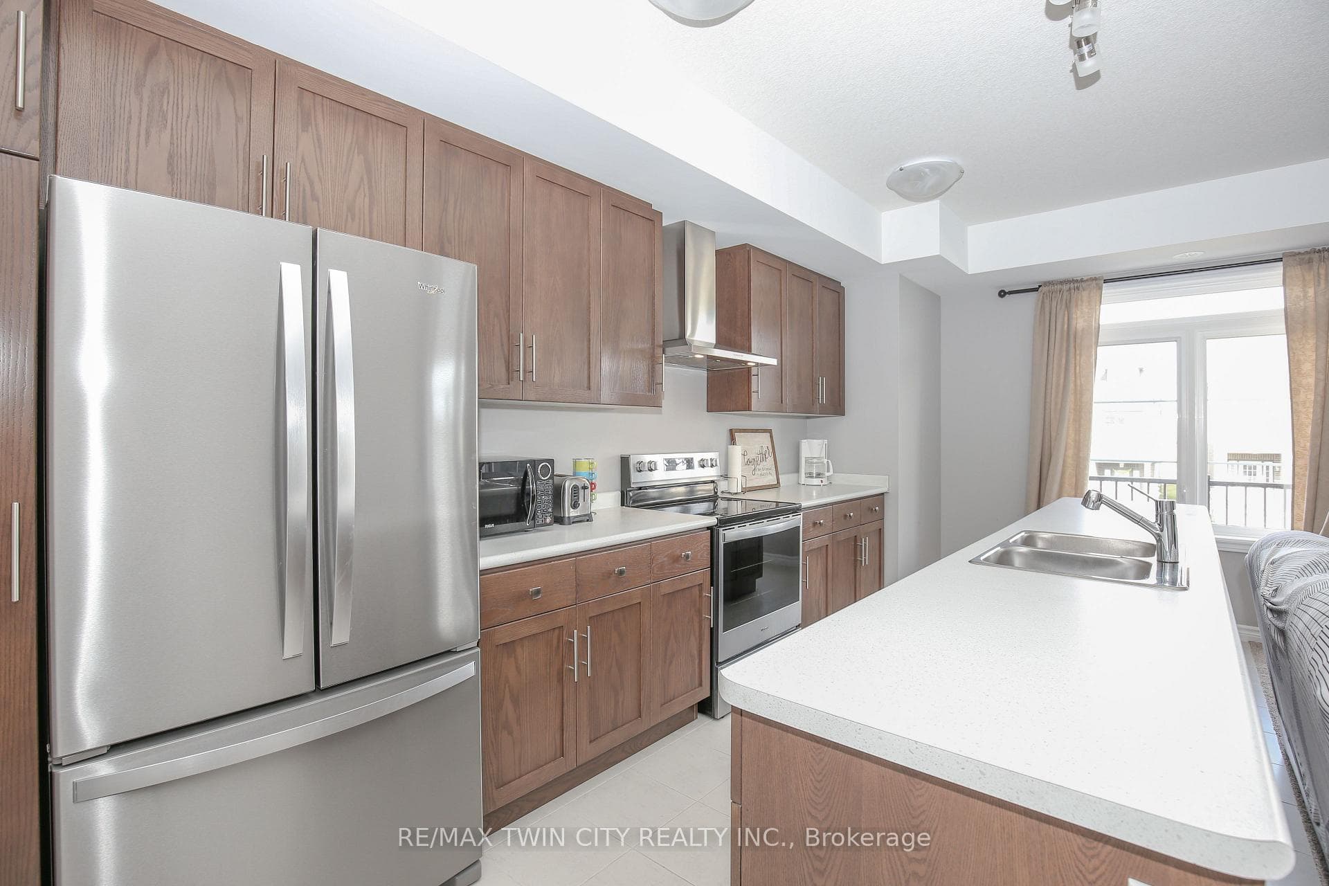 7 Lomond Lane photo 5