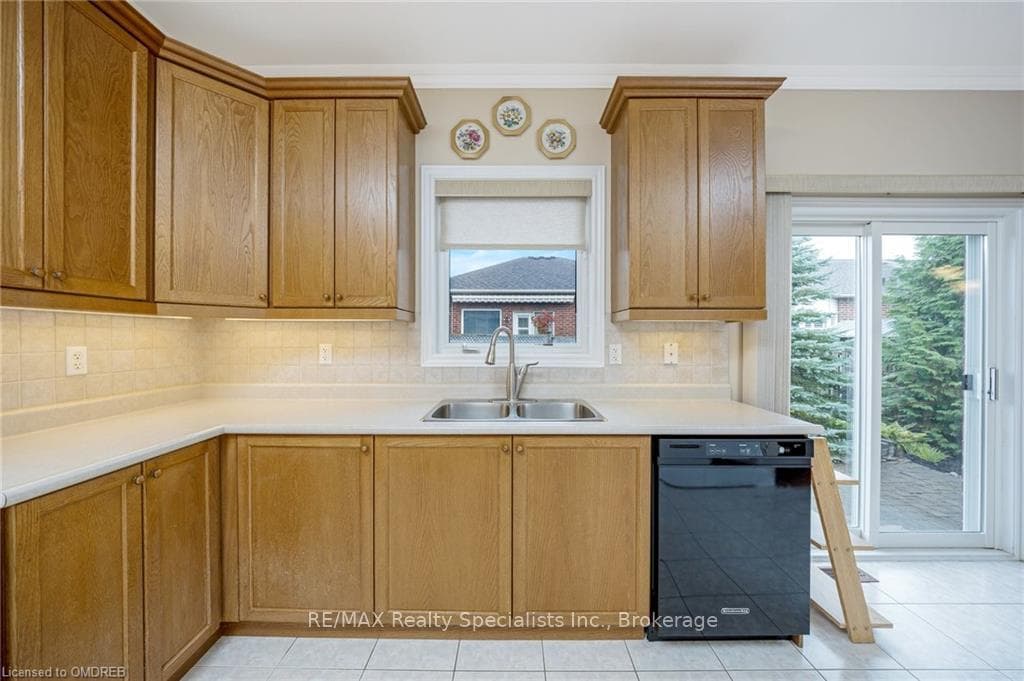 237 MALICK Street Unit 138 photo 15