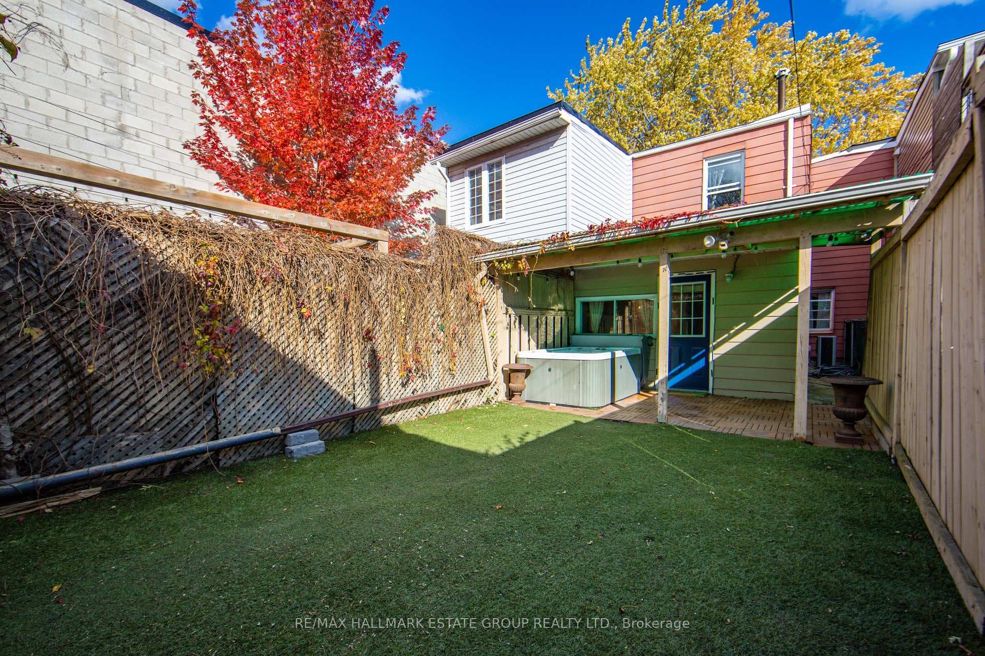 50 Logan Avenue photo 35