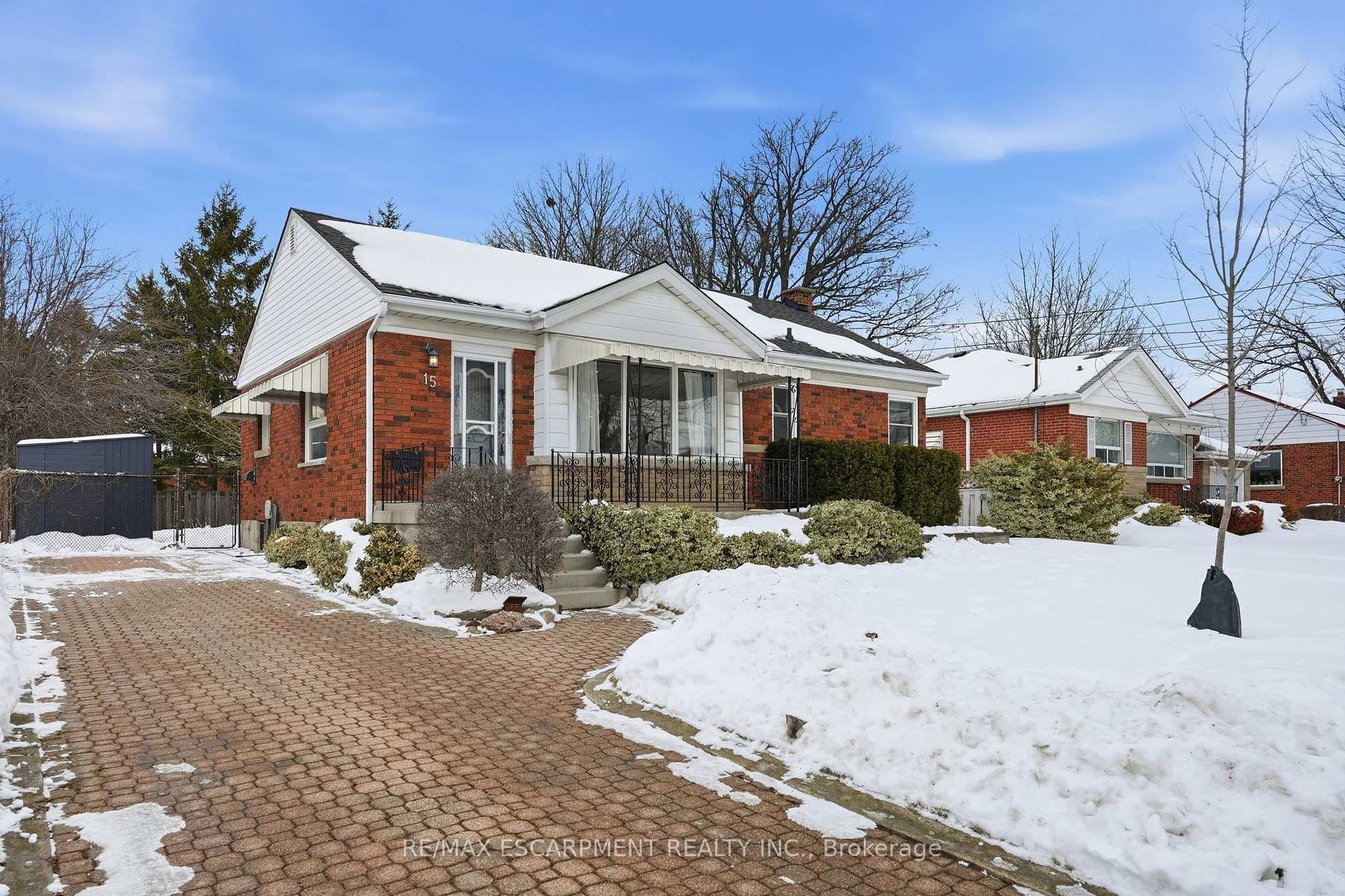 15 Mulock Avenue photo 3