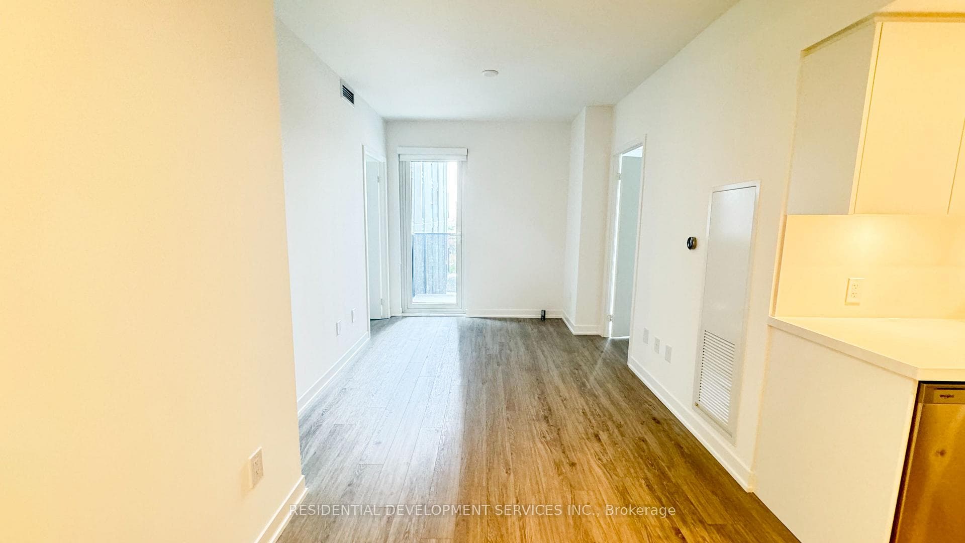 500 Wilson Avenue Unit 422 photo 7