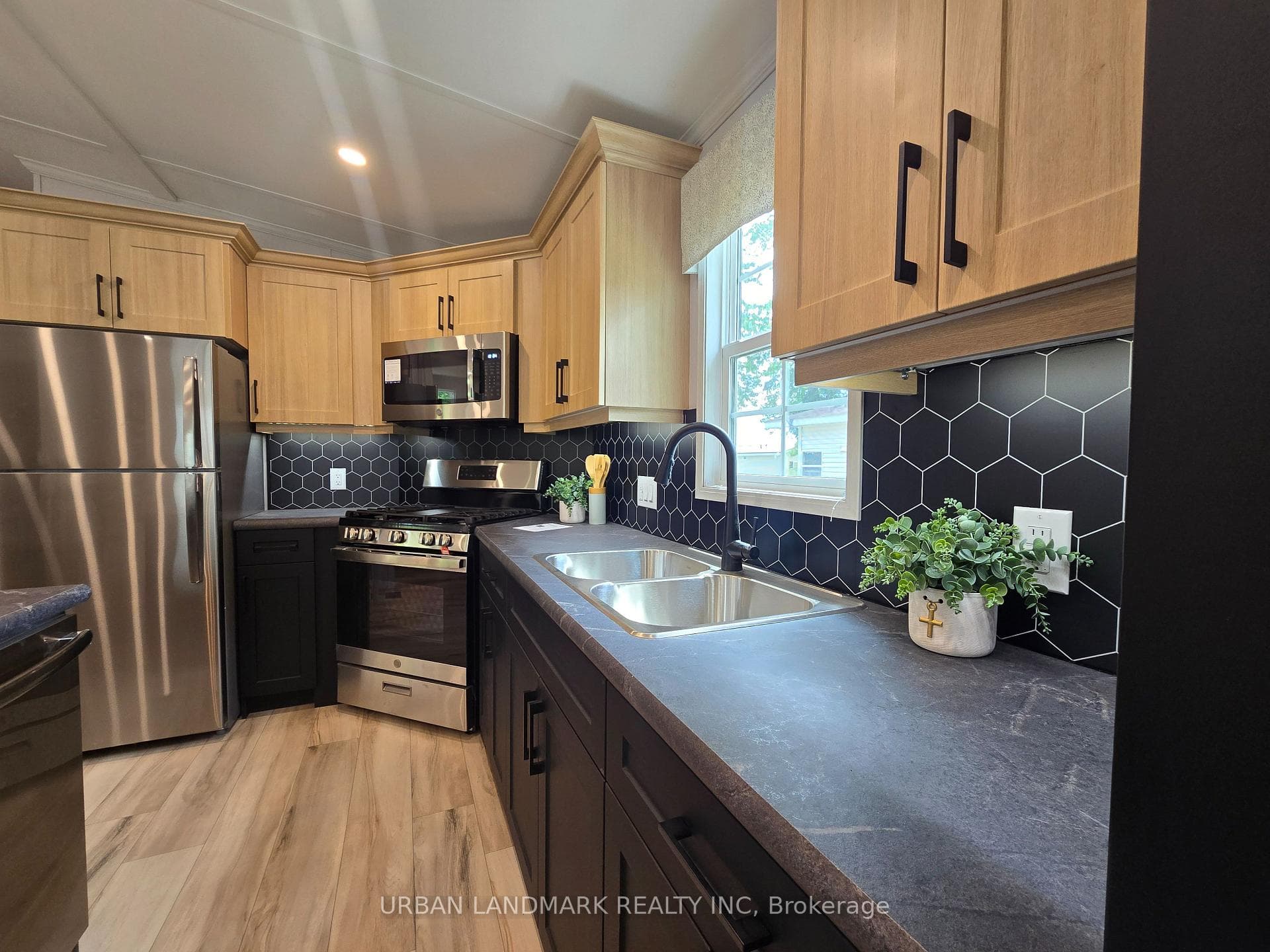136 Glen Allen Park Lane Unit Lot 15 photo 10