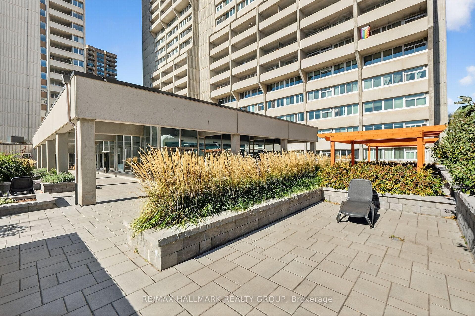 530 Laurier Avenue Unit 1907 photo 40