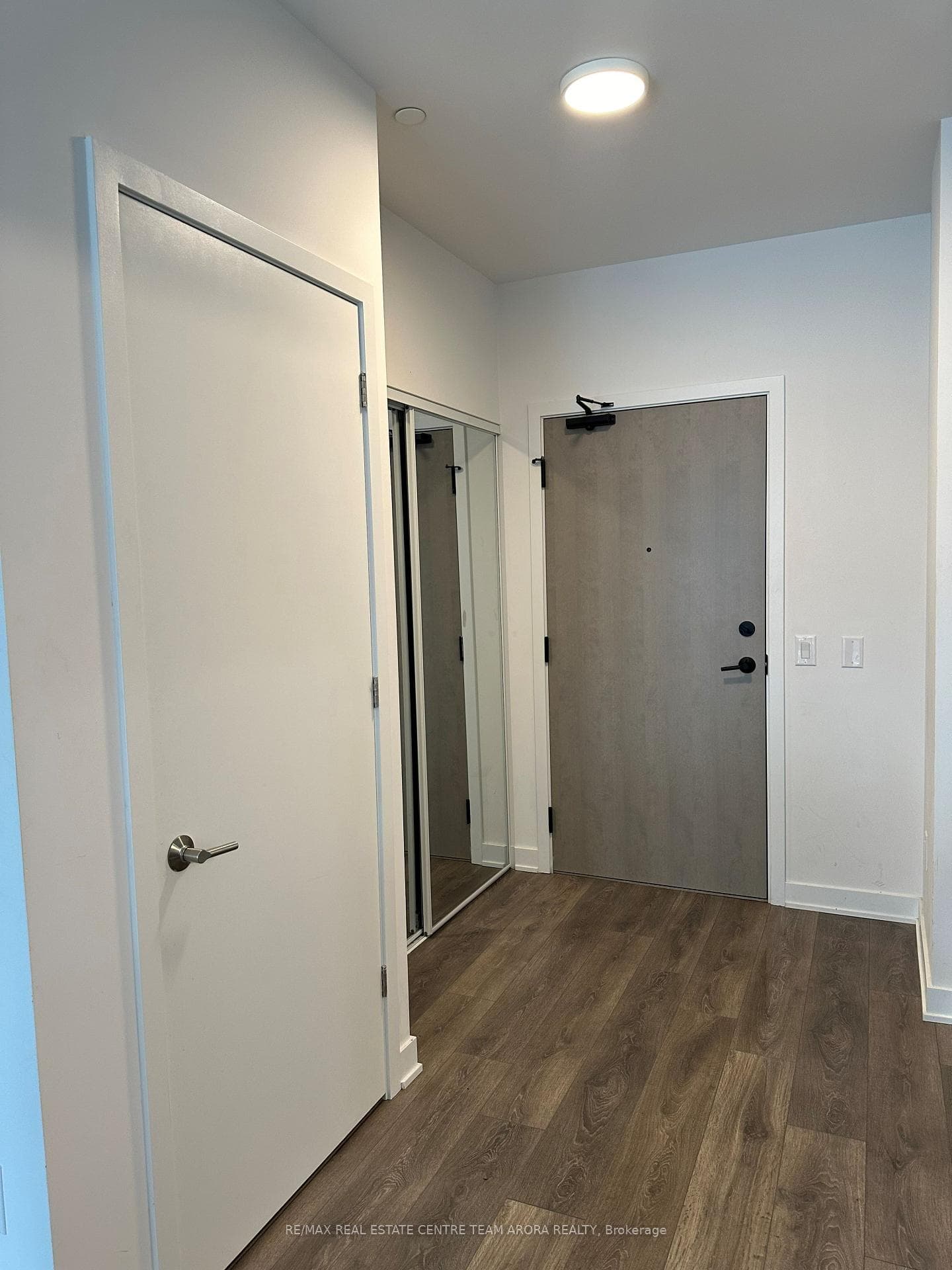 130 River St Street Unit 3105 photo 9