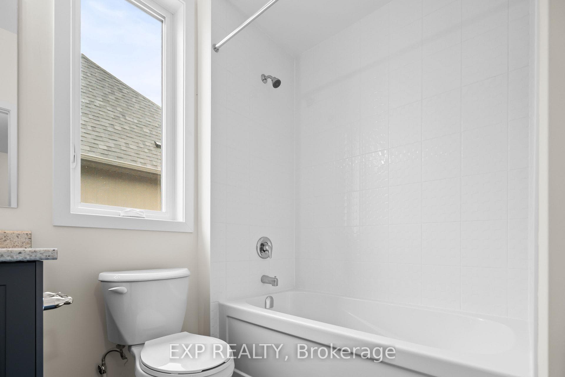 160 Densmore Road Unit 604 photo 22