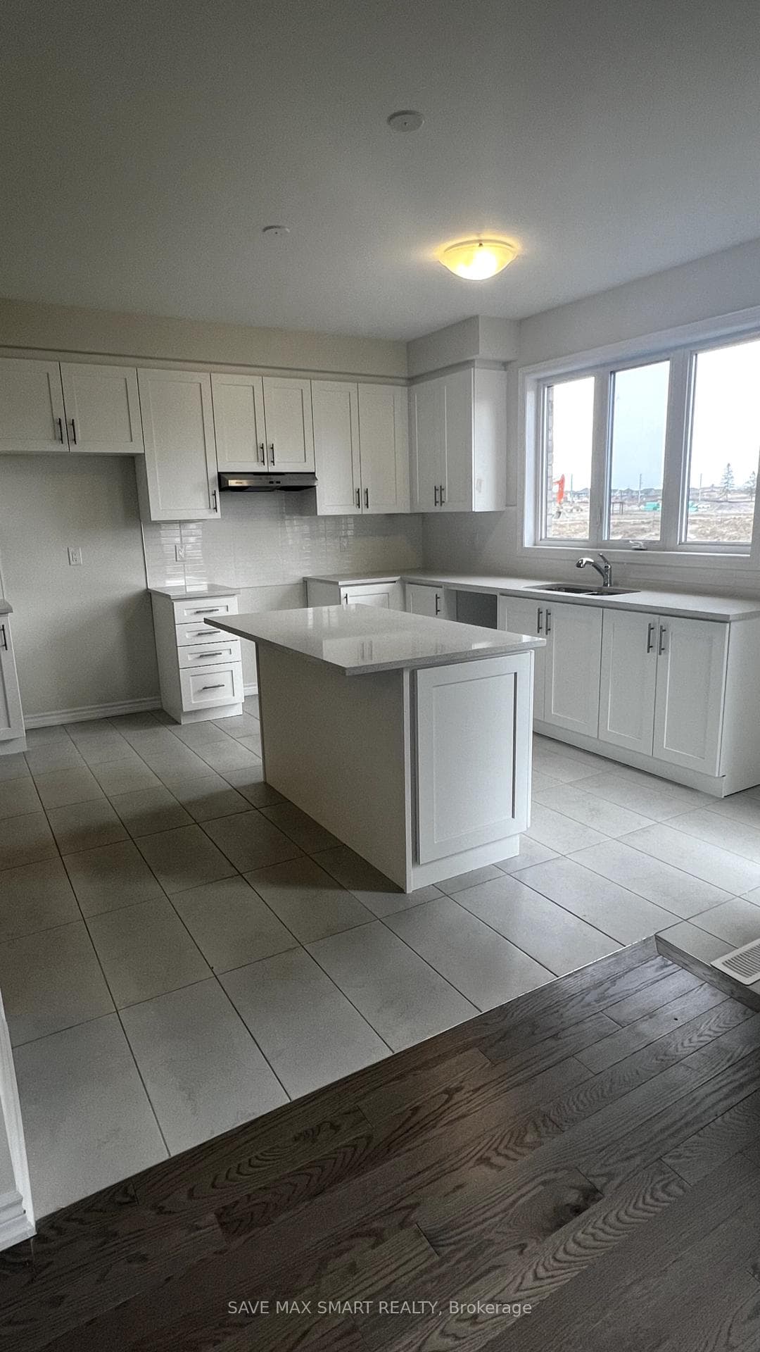 9 Dore Drive photo 18